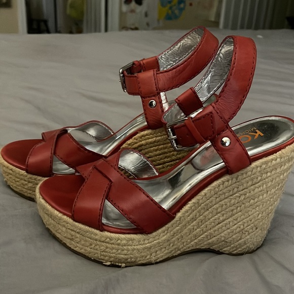 MK used shoes - Picture 2 of 3